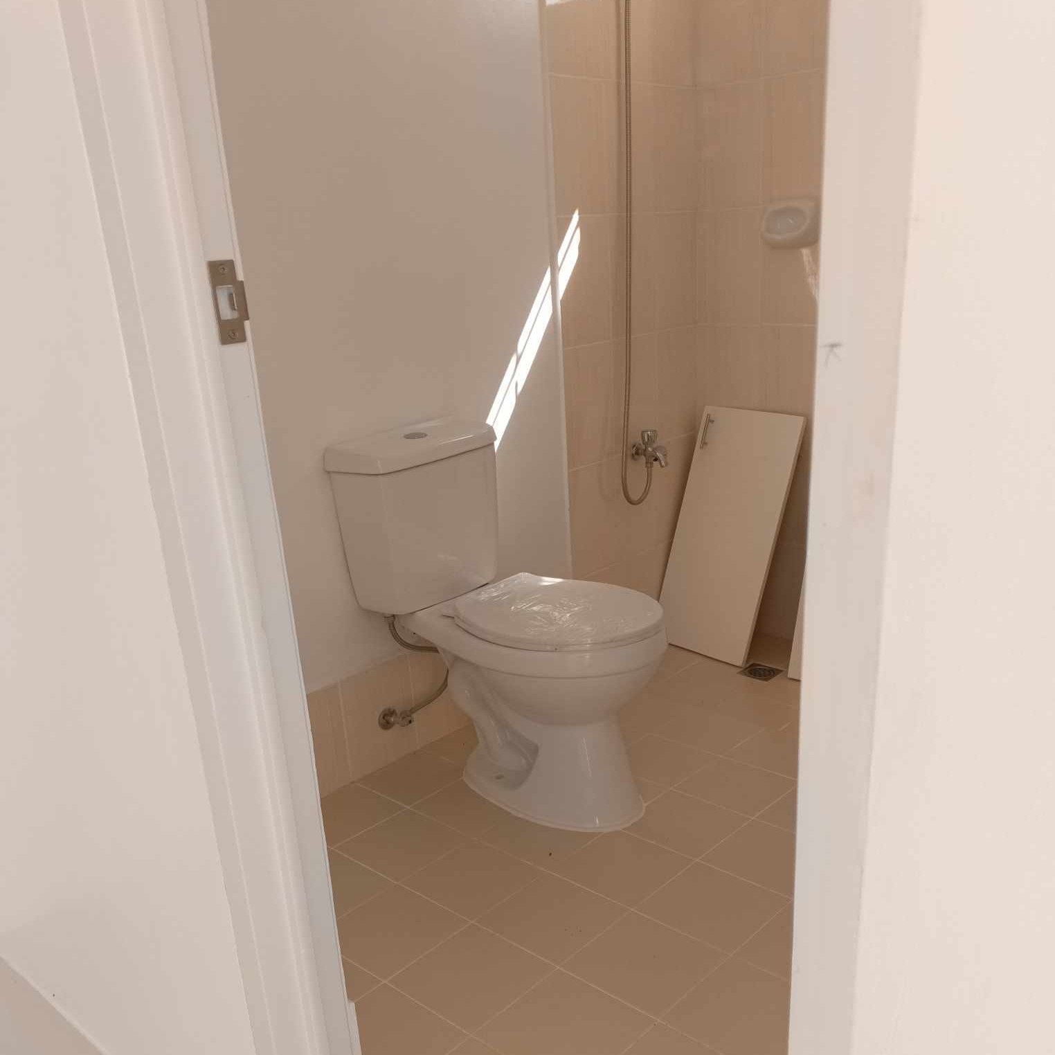 Chesca-Basic, Townhouse-Inner